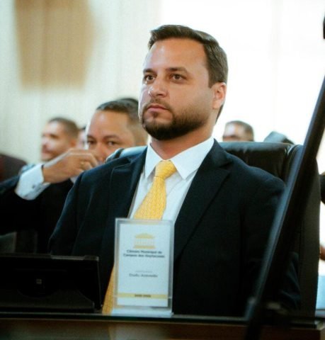 Dudu Azevedo assume presidência da CCJ na Câmara de Campos
