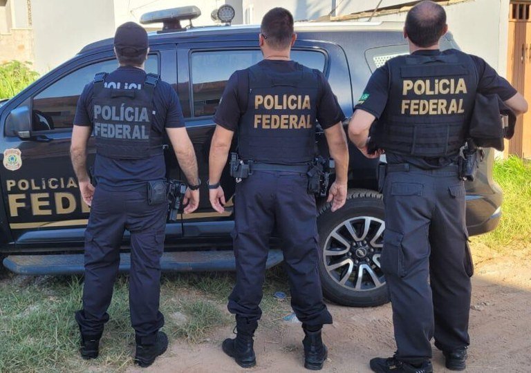 Polícia Federal realiza operação de combate a corrupção passiva em Macaé
