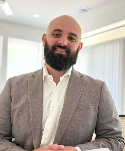 Kauê Chiaravalloti Gomes: O Arquiteto da Transformação Industrial Brasileira que Integra Operações, Inovação Técnica e Liderança Estratégica