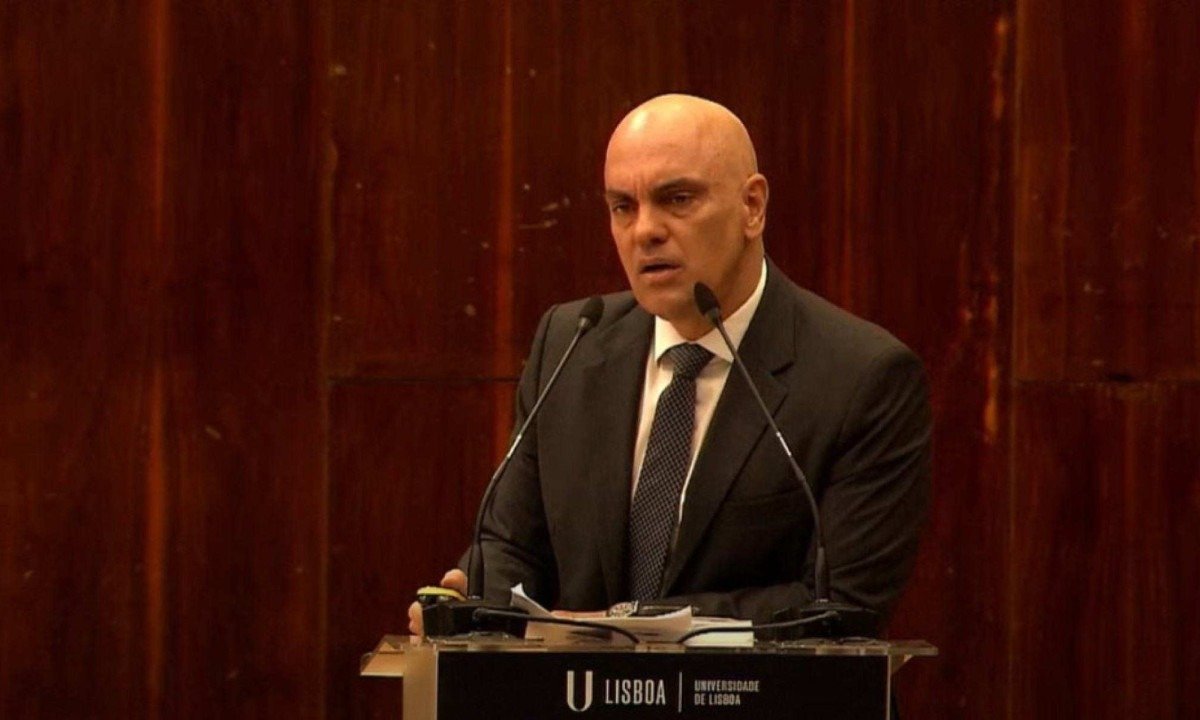 “No Brasil, a internet não é terra sem lei”, diz Moraes, sobre regulação das redes