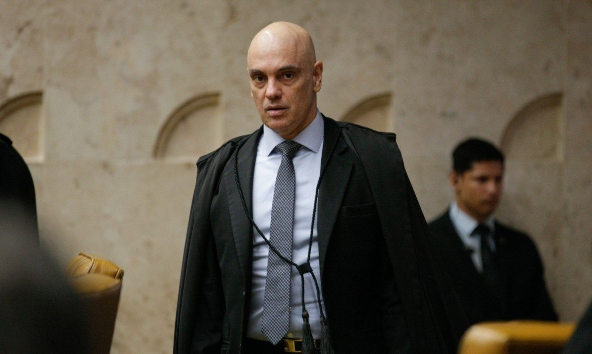 Moraes cita ameaça à soberania do Brasil em decisão contra Bolsonaro