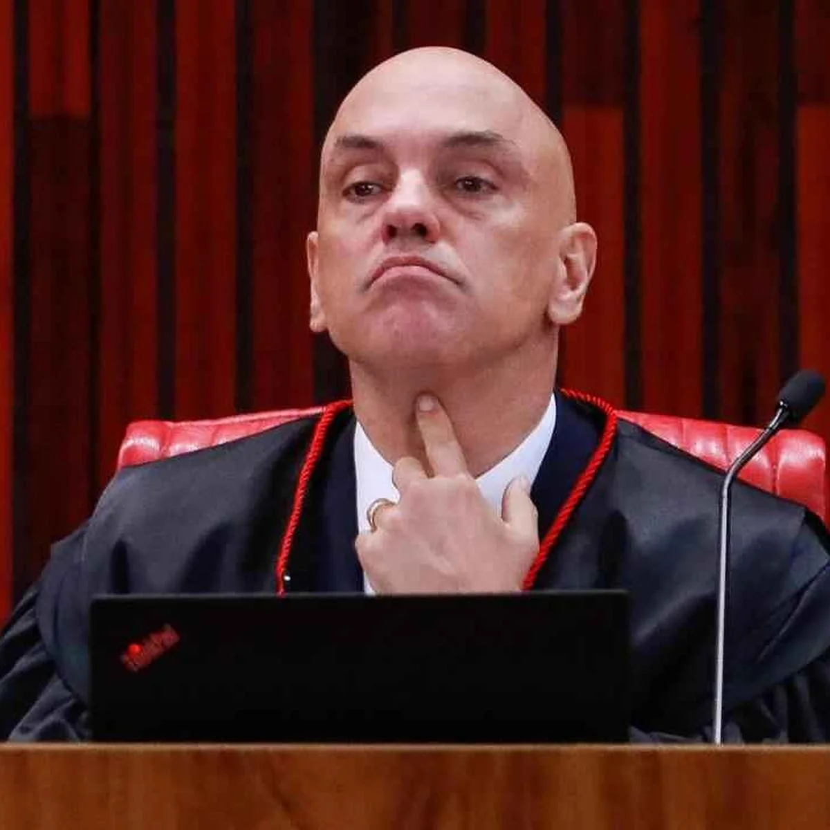“Juiz Sem Limites”: Críticas dos EUA Escancaram Degraus de Autoritarismo no STF