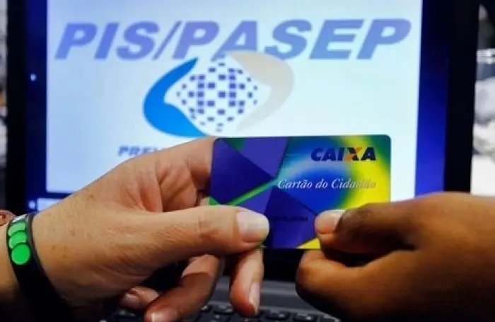 PIS/PASEP: Veja quem pode receber até dois salários mínimos de abono em 2025