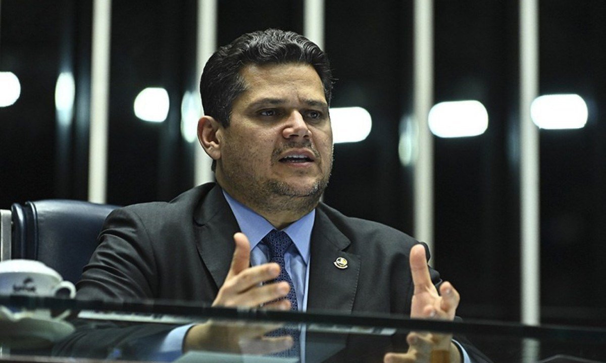 Aumento de deputados tem Alcolumbre como fiador no Senado, mas enfrenta resistências